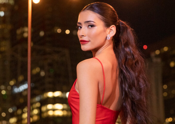 female model with a ponytail hairstyle in the evening