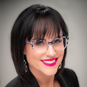 Amanda_Kimball_headshot_300x300