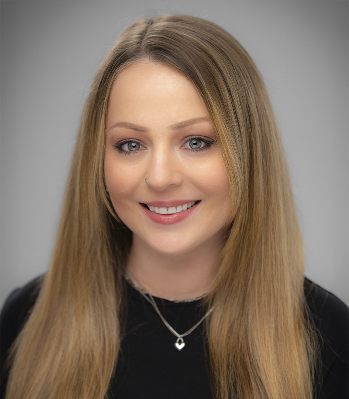 a picture of Amanda Fator